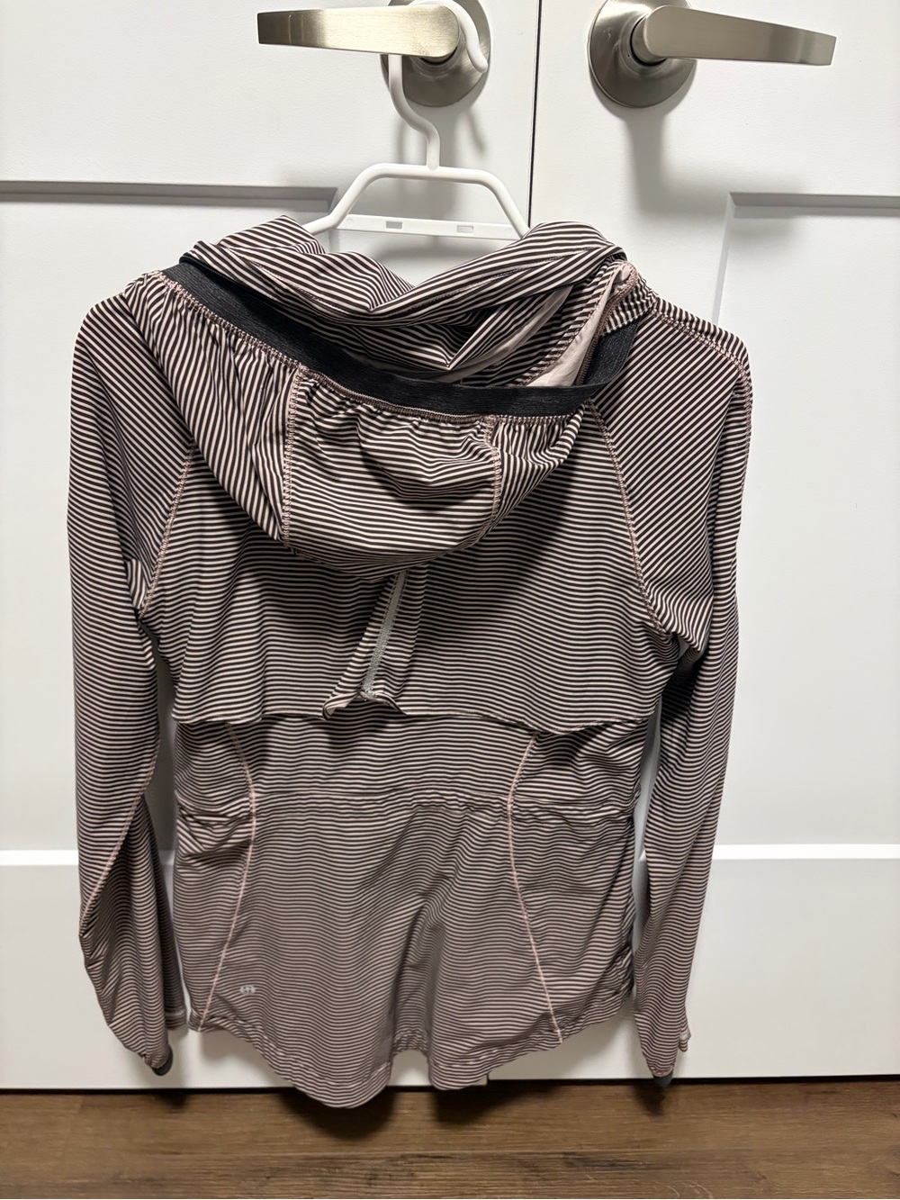 Lululemon Go the Distance Jacket - Picture 3 of 3